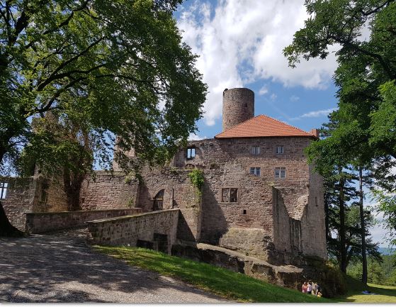 Burg_Hanstein.JPG